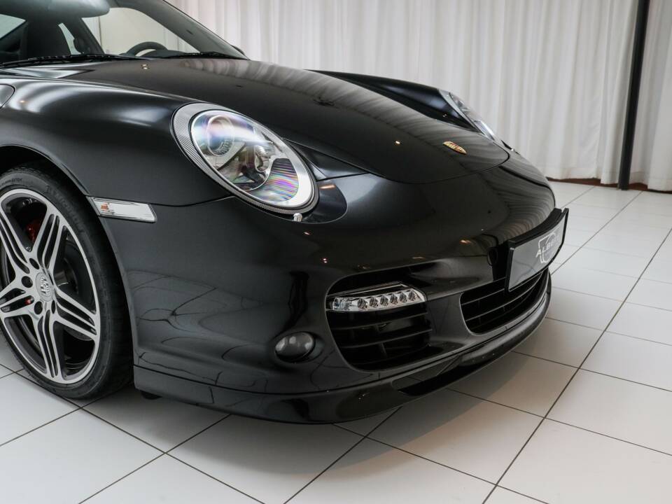 Image 13/20 of Porsche 911 Turbo (2008)