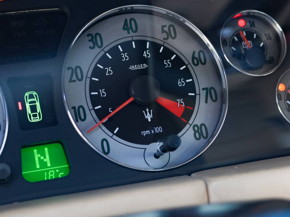 Image 26/53 de Maserati 4200 Cambiocorsa (2003)
