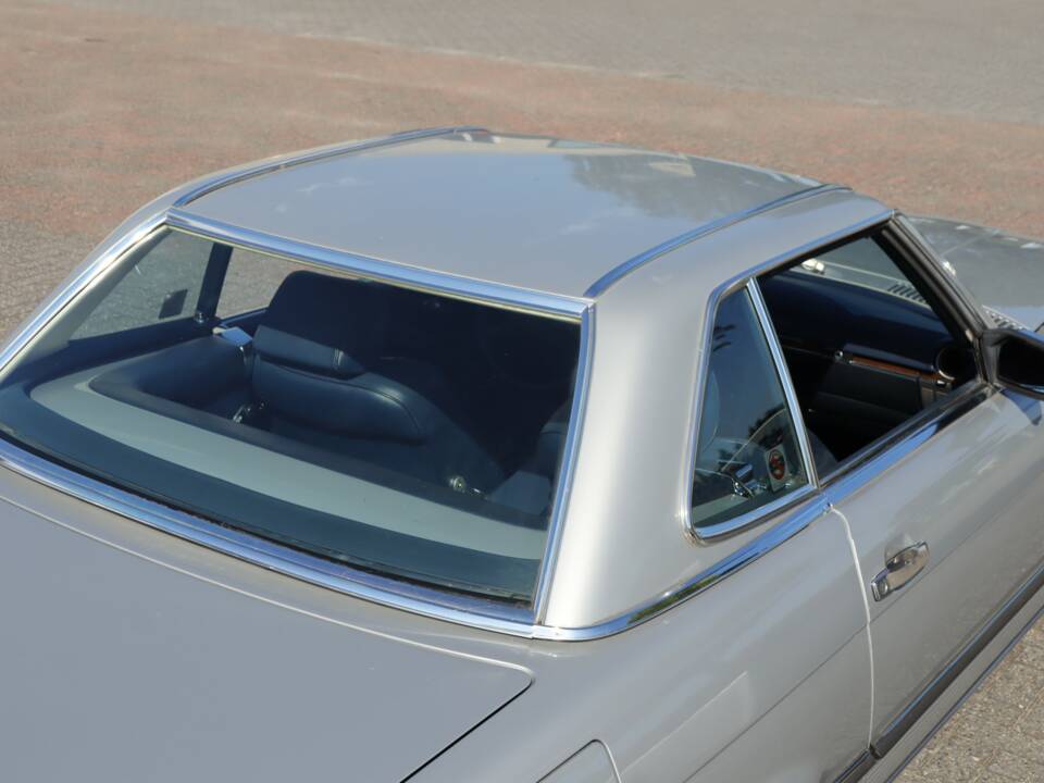Image 45/50 de Mercedes-Benz 560 SL (1988)
