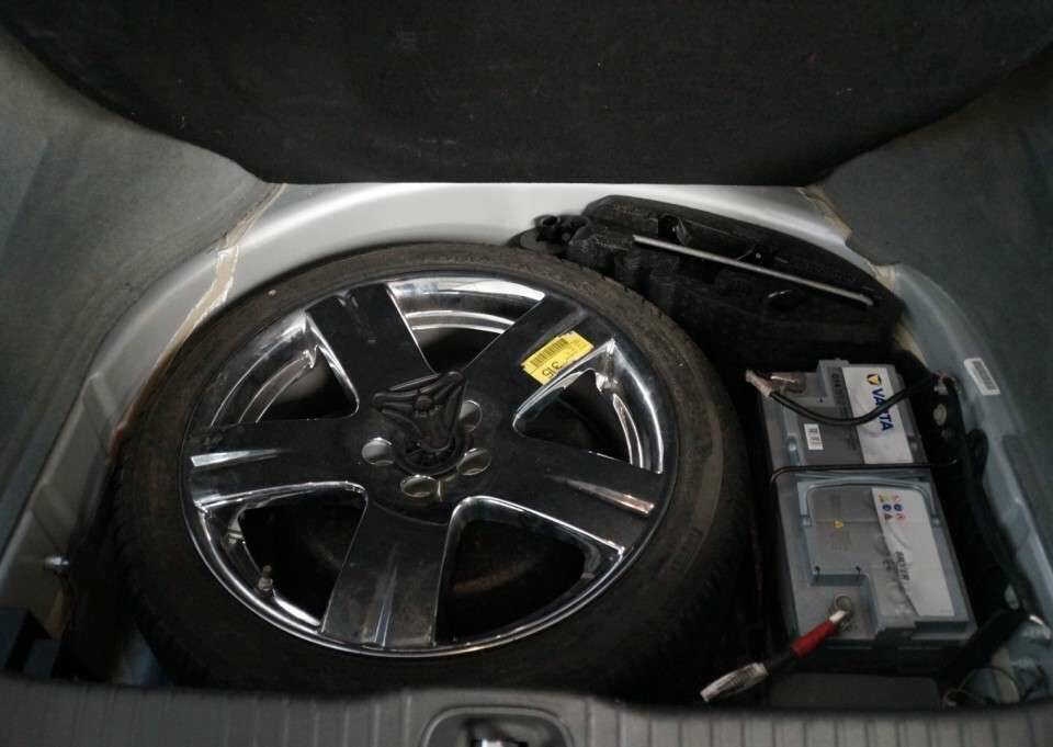 Image 19/50 of Jaguar XJ 8 4.2 (2007)