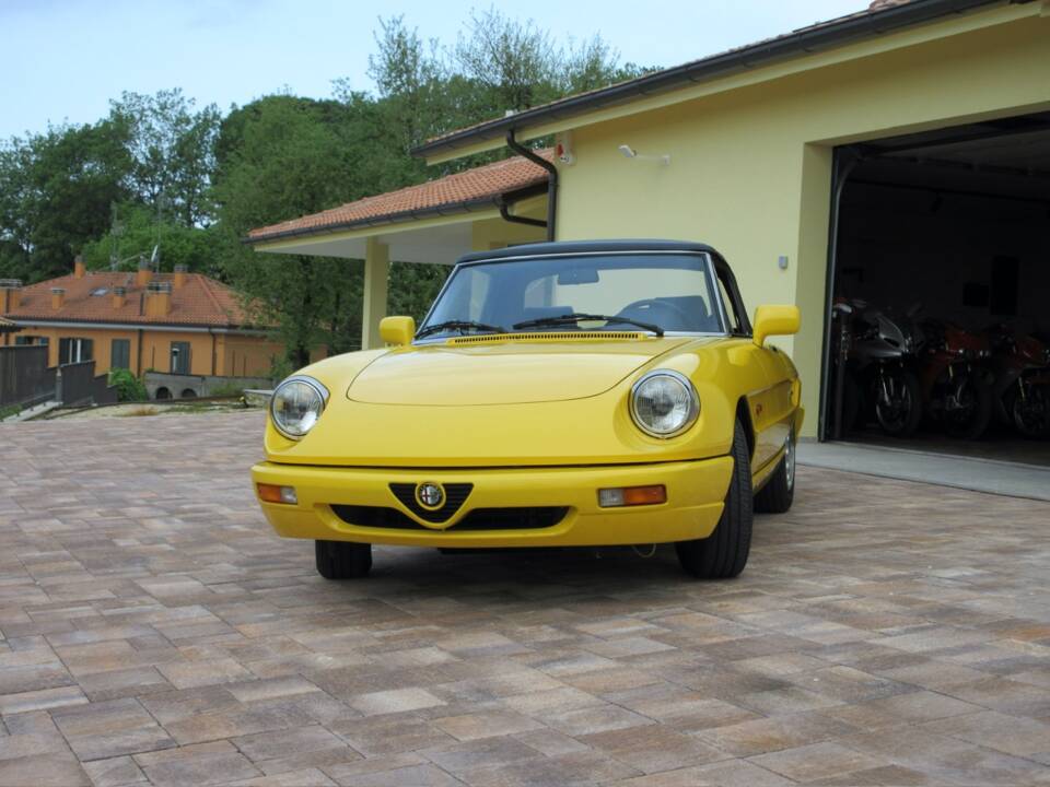 Image 18/48 de Alfa Romeo 1.6 Spider (1993)