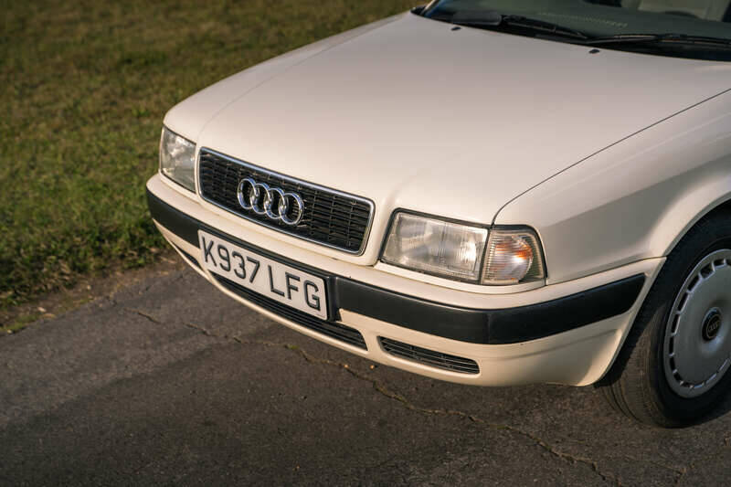 Bild 24/50 von Audi 80 - 2.0 E (1993)