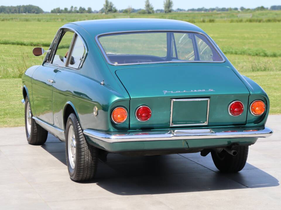 Bild 28/50 von FIAT 1300 Vignale (1965)