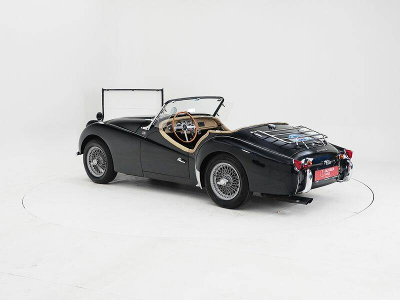Afbeelding 4/15 van Triumph TR 3A (1960)