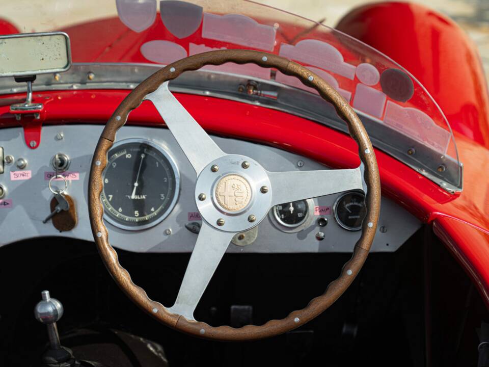 Bild 49/50 von Alfa Romeo 2600 Spider (1964)