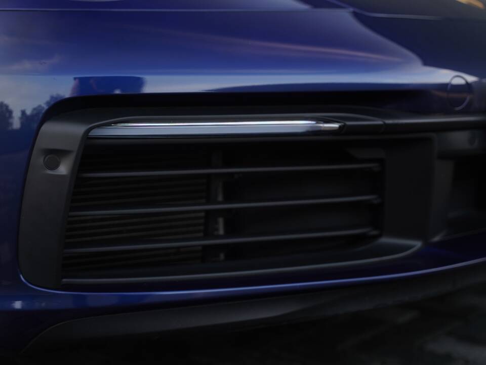 Bild 35/50 von Porsche 911 Carrera 4 GTS (2022)