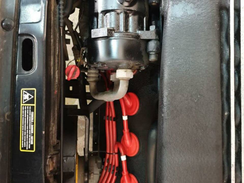 Bild 16/50 von Lancia Thema 8.32 (1989)