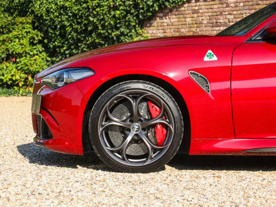 Bild 20/50 von Alfa Romeo Giulia Quadrifoglio (2017)