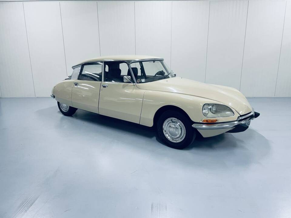 Image 1/10 de Citroën DS 20 (1973)