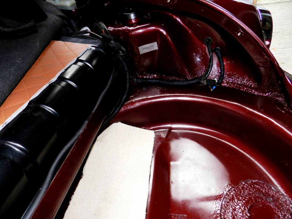 Image 21/54 de Volkswagen Beetle 1303 LS (1978)