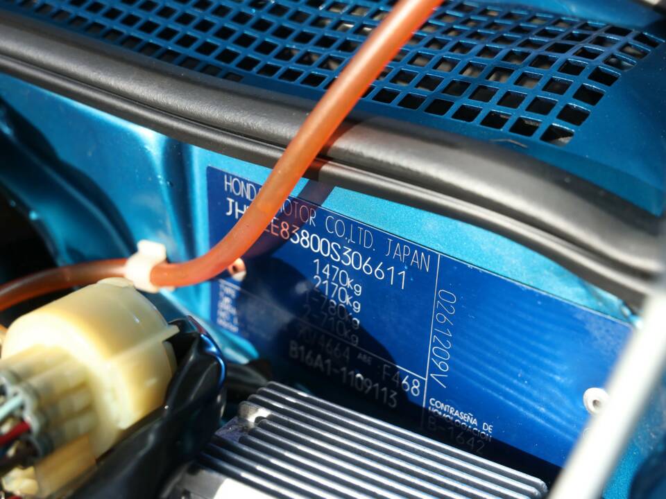 Bild 41/50 von Honda CRX 1.6 VTi (1992)