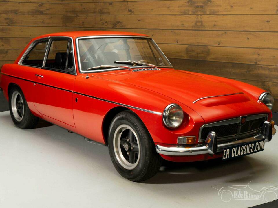 Imagen 5/19 de MG MGB GT (1971)