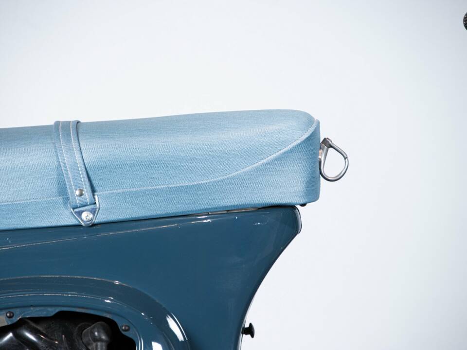 Image 28/43 of Piaggio DUMMY (1977)
