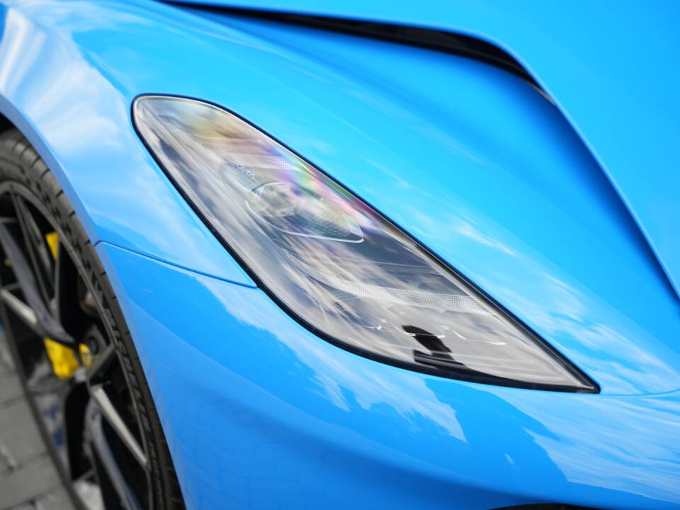 Image 33/50 of Lotus Emira "First Edition" (2022)