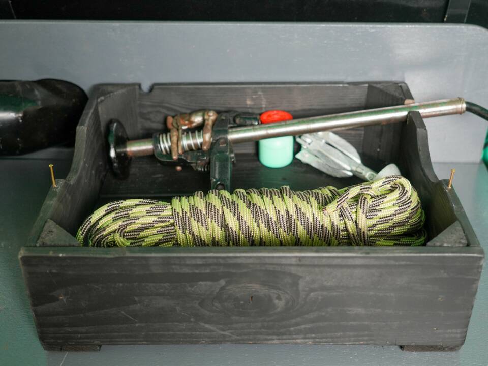 Image 23/42 de Amphicar 770 (1964)