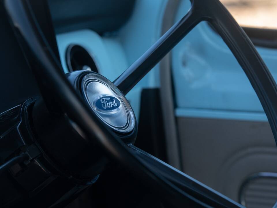 Bild 24/50 von Ford Transit (1972)