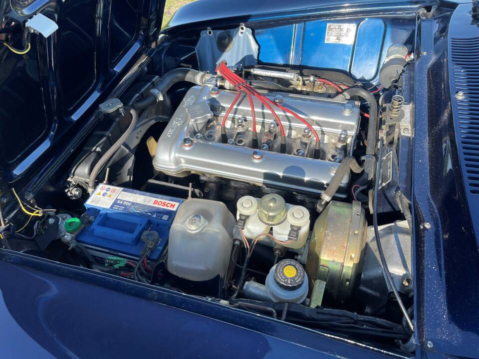 Imagen 11/12 de Alfa Romeo 1750 GT Veloce (1970)