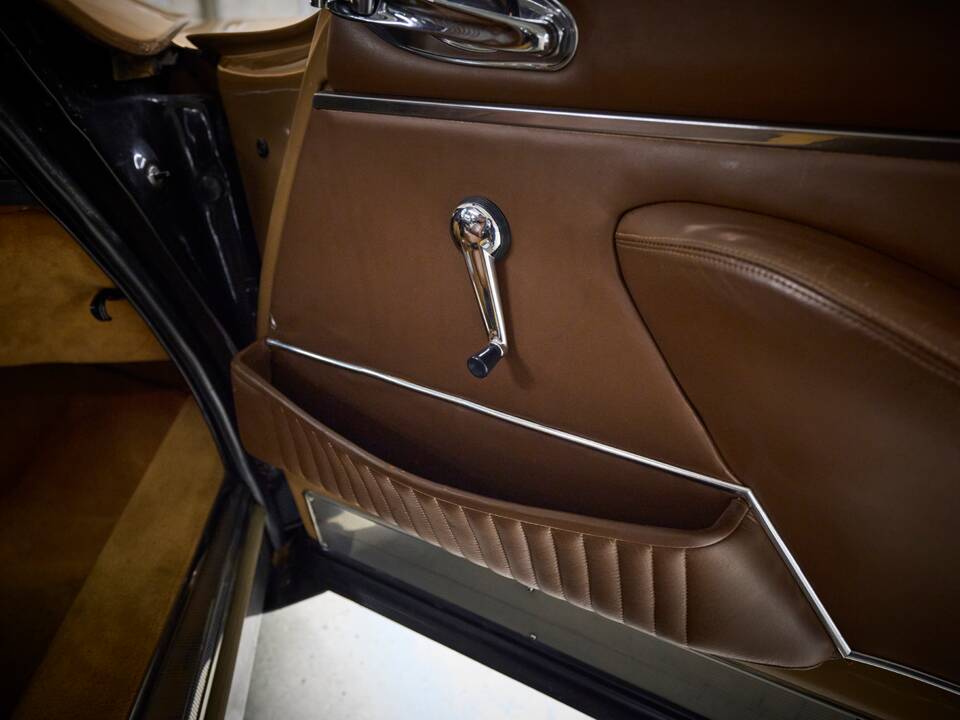 Image 71/99 of Citroën DS 23 Injection (1973)