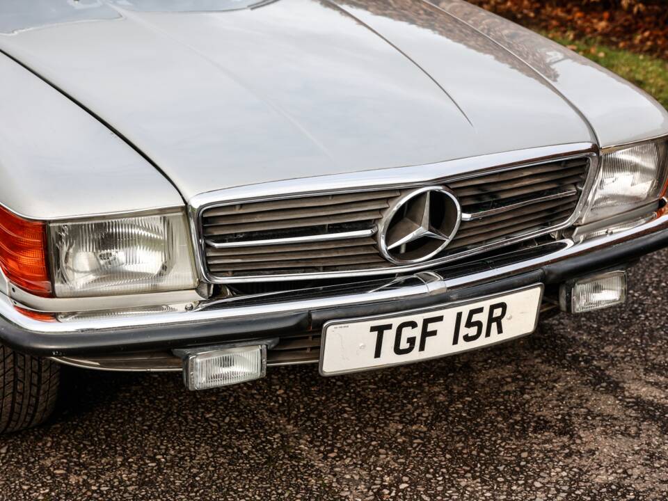 Image 7/40 of Mercedes-Benz 450 SL (1977)