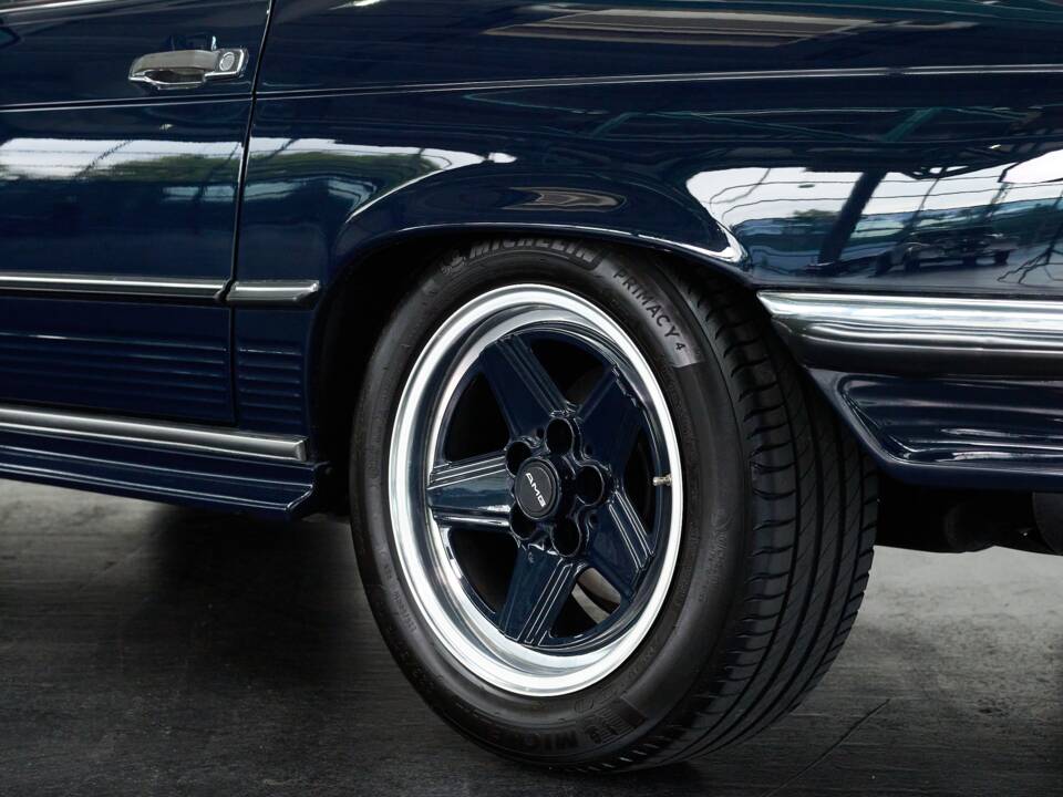 Image 25/50 de Mercedes-Benz 420 SL (1988)