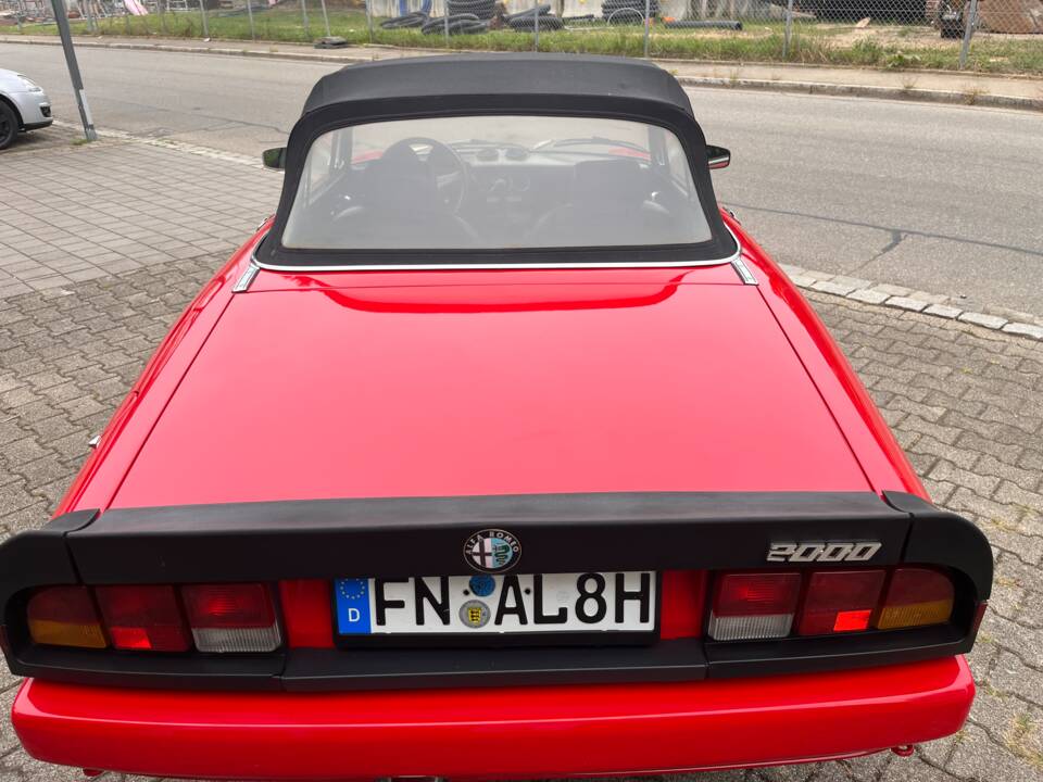 Afbeelding 29/37 van Alfa Romeo 1.6 Spider (1984)