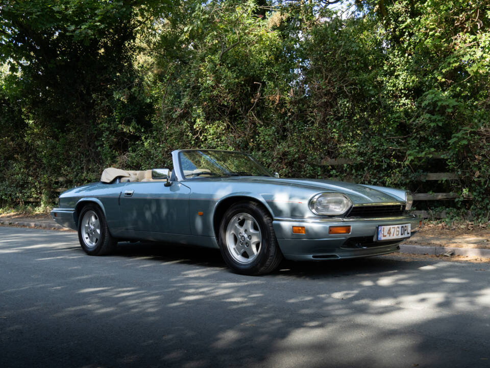 Image 1/19 of Jaguar XJS 4.0 (1994)