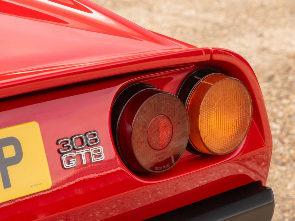 Image 29/50 of Ferrari 308 GTB (1976)
