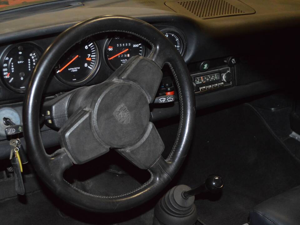 Bild 10/19 von Porsche 911 Carrera 2.7 (1974)