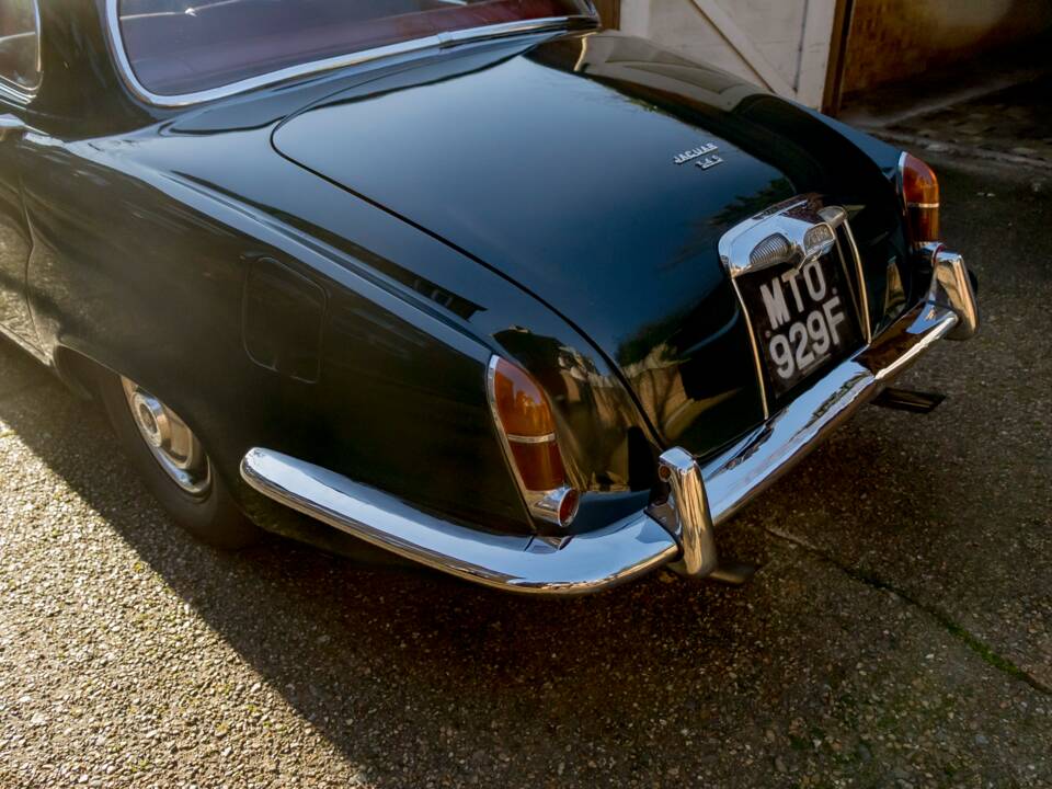 Image 7/33 of Jaguar Type S 3.4 (1968)