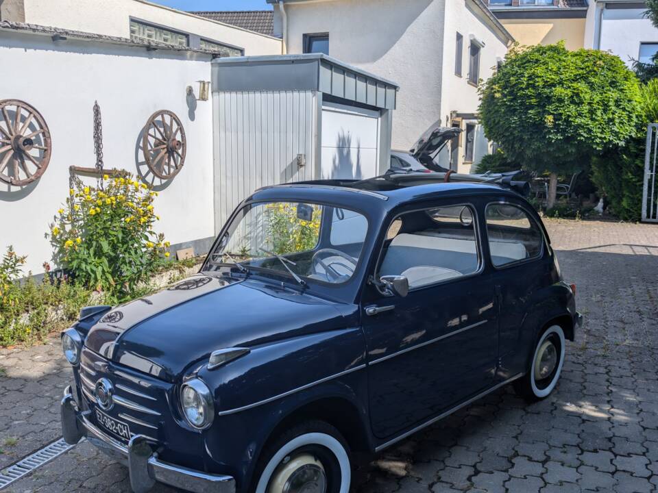 Image 1/11 of FIAT 600 (1958)
