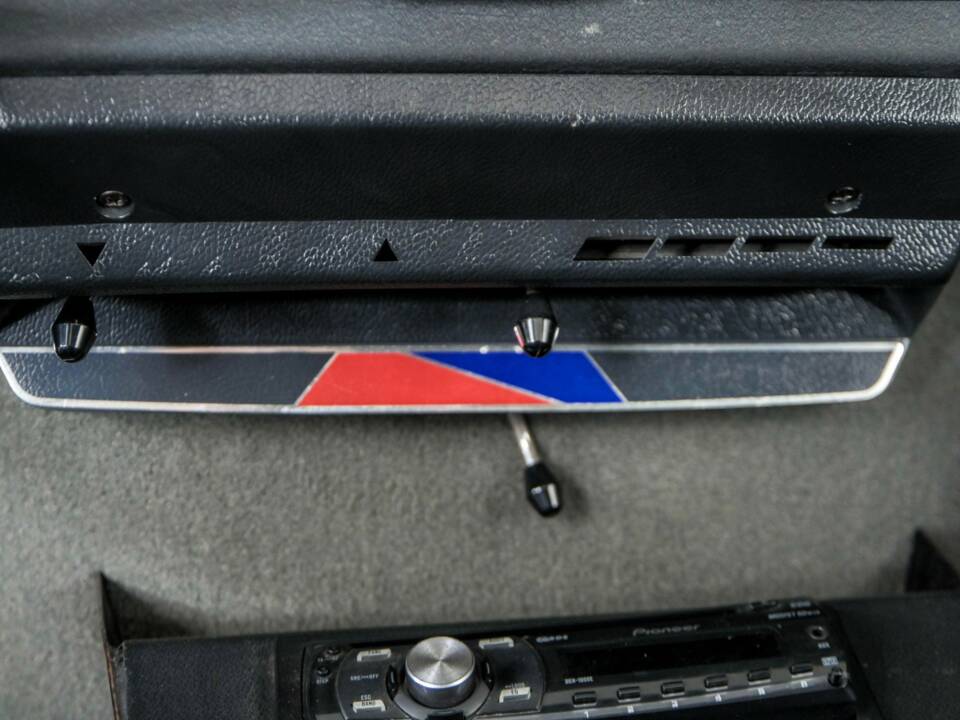 Image 32/50 of Citroën D Spécial (1971)