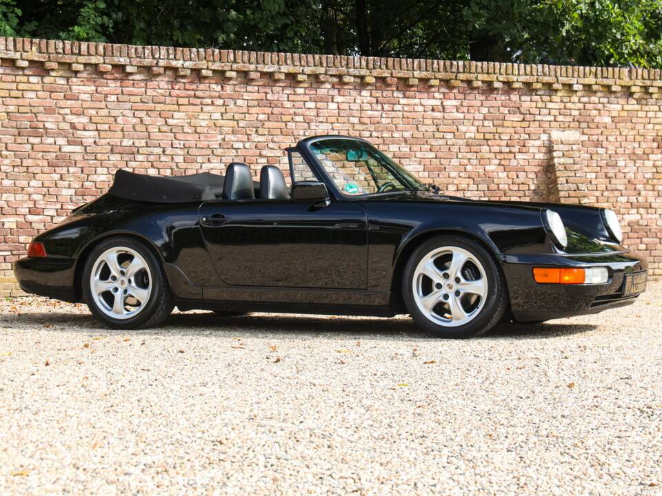 Image 42/50 de Porsche 911 Carrera 2 (1991)