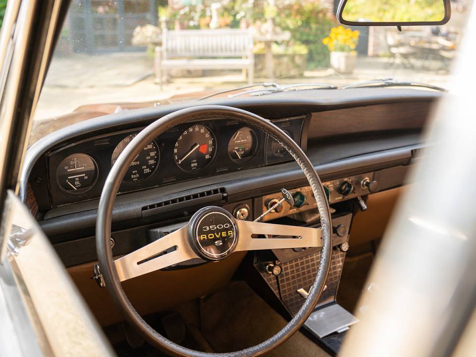 Immagine 9/44 di Rover 3500 S (1975)