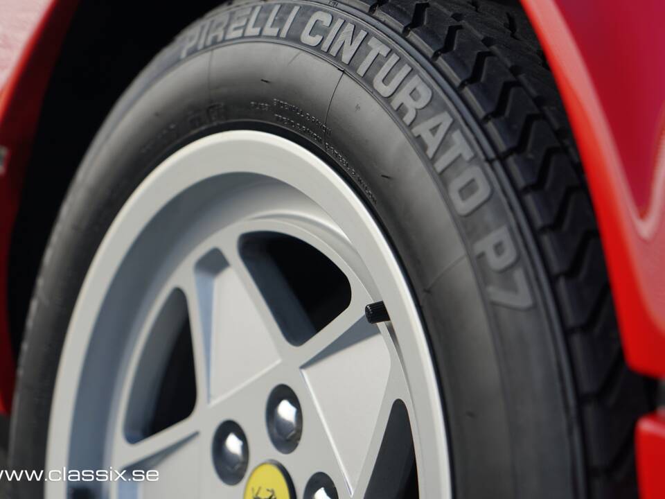 Image 21/27 de Ferrari 328 GTB (1985)