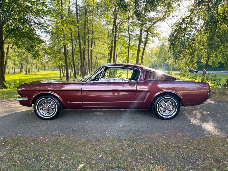 Imagen 7/17 de Ford Mustang 289 (1966)