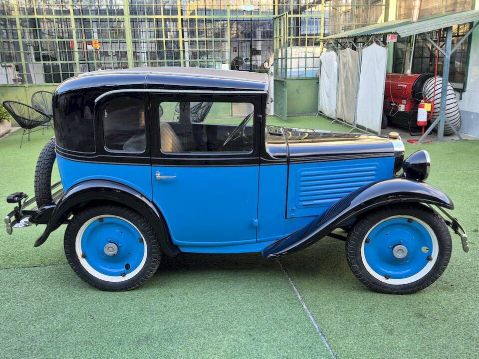 Image 18/45 of Austin 7 Saloon (1930)