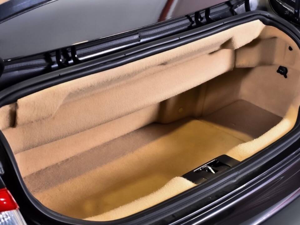 Bild 41/59 von Maserati GranCabrio 4.7 (2010)
