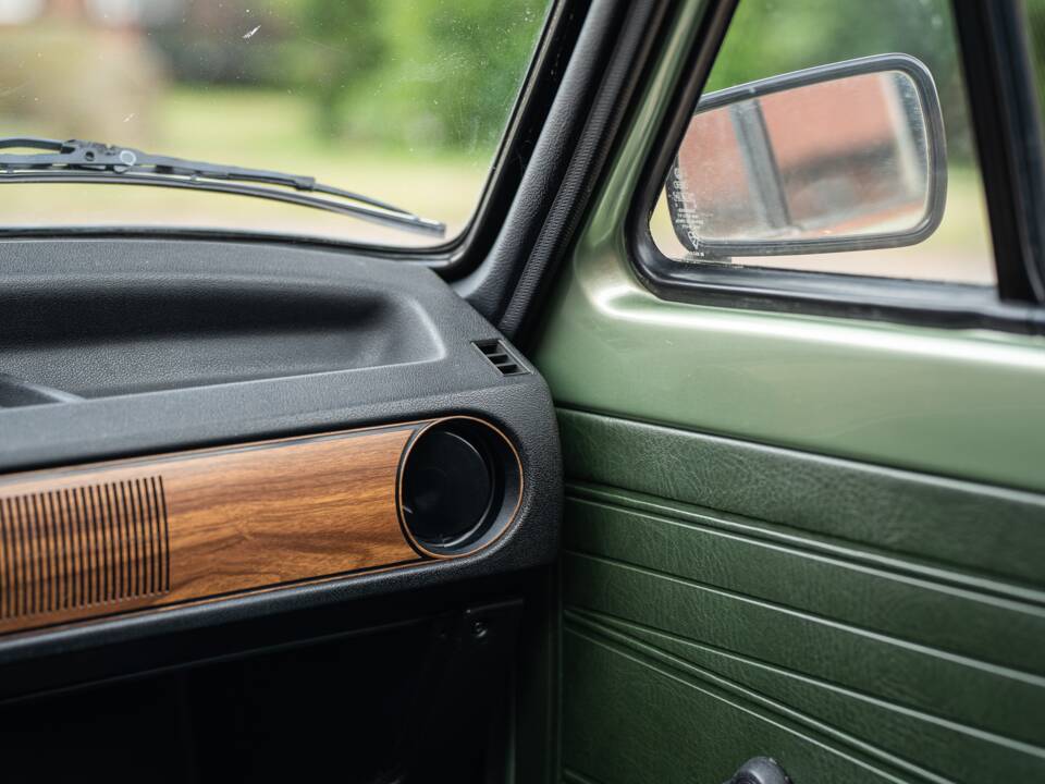 Image 35/40 of Volkswagen Polo I 1.1 (1980)