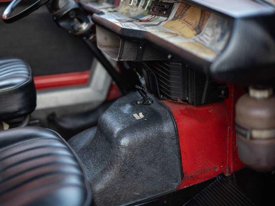 Image 34/52 of Renault Estafette (1977)