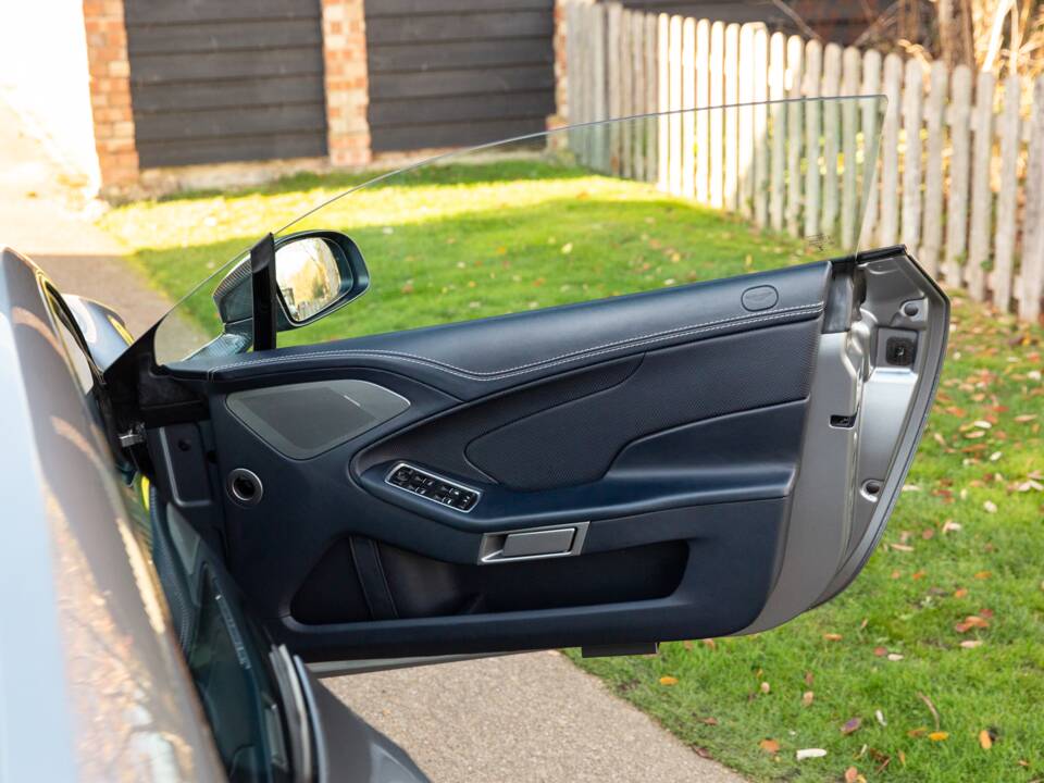 Bild 68/96 von Aston Martin Vanquish (2015)