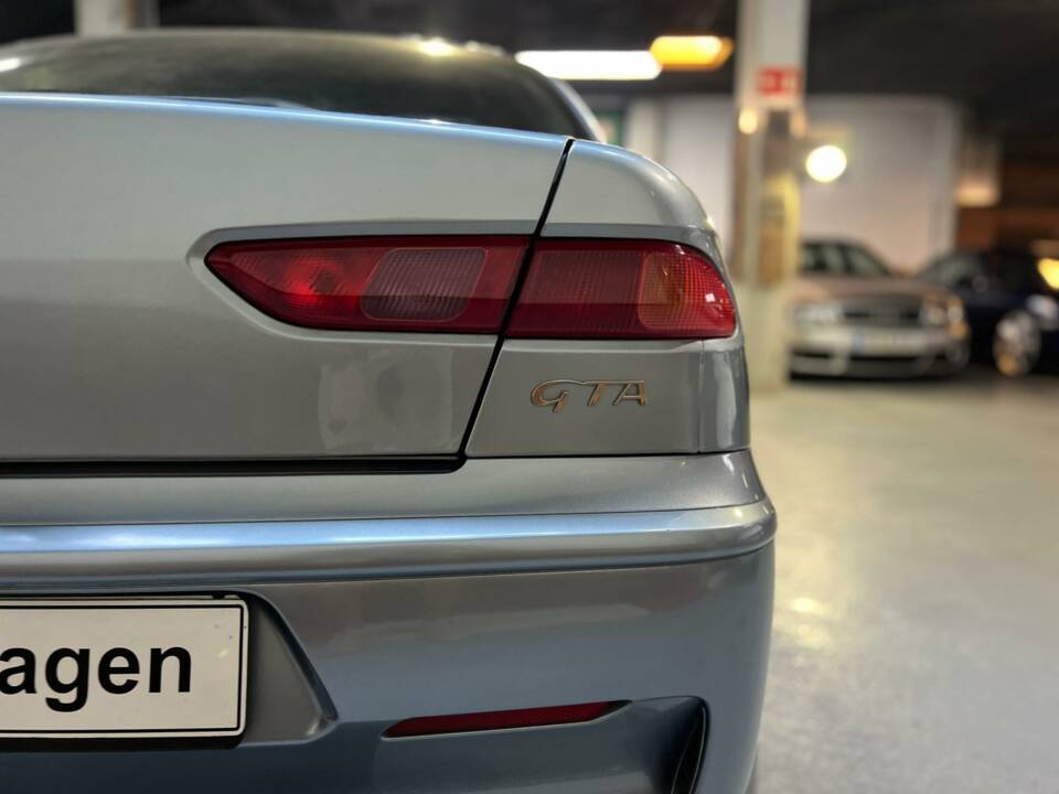 Imagen 41/62 de Alfa Romeo 156 3.2 V6 GTA (2005)