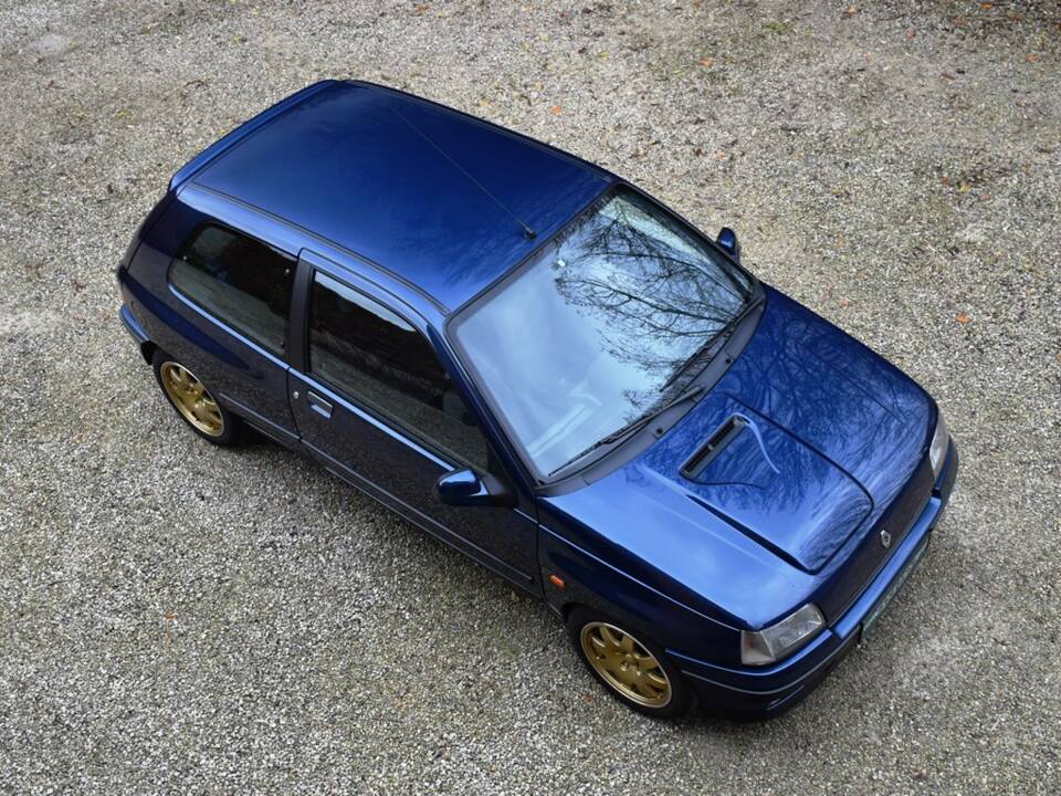 Bild 8/37 von Renault Clio I Williams (1994)