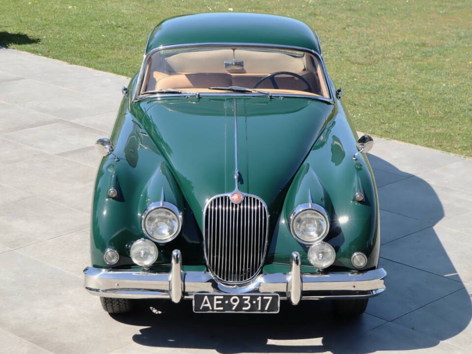 Image 21/50 of Jaguar XK 150 FHC (1959)