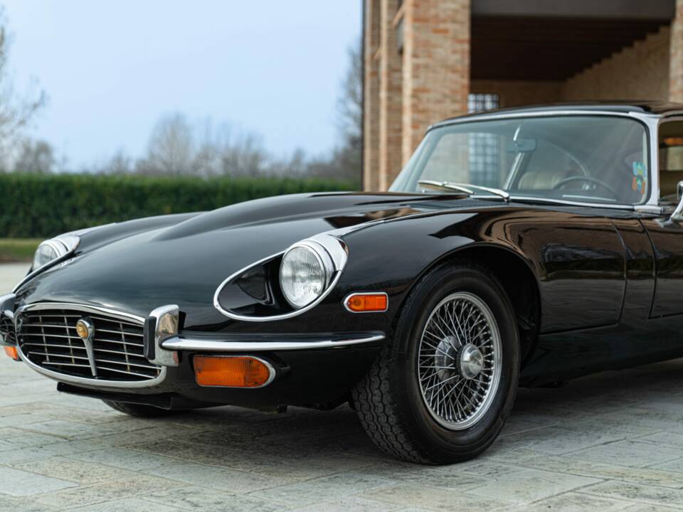Obraz 13/50 pojazdu Jaguar E-Type V12 (2+2) (1971)