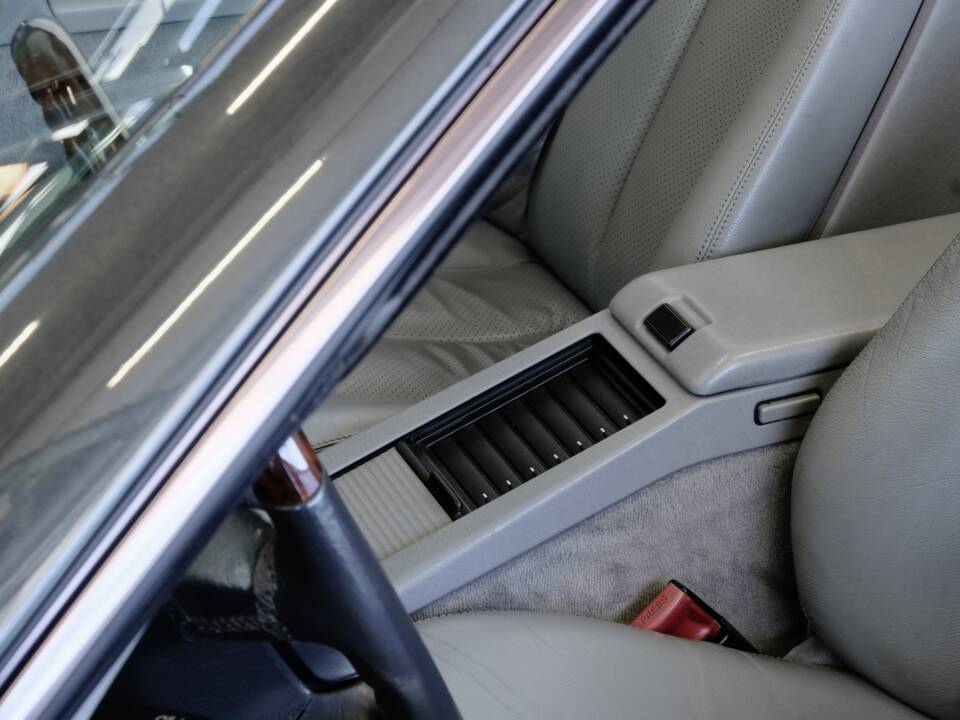 Bild 30/50 von Mercedes-Benz SL 60 AMG (1994)