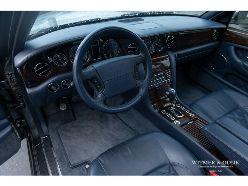 Image 6/32 of Bentley Arnage T (2006)