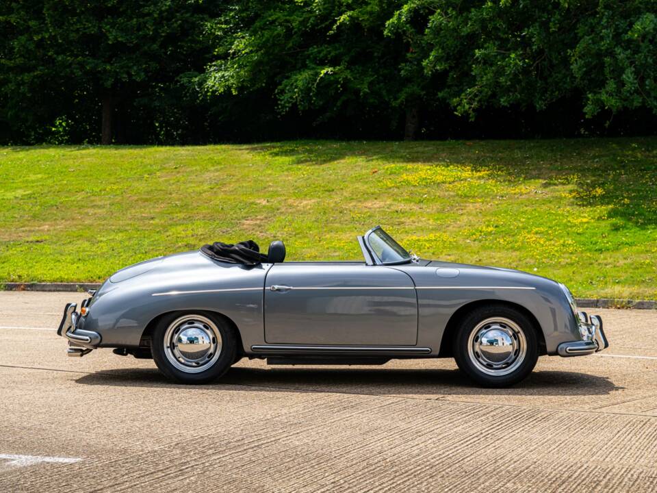 Image 13/50 of Chesil Speedster 2 (1970)