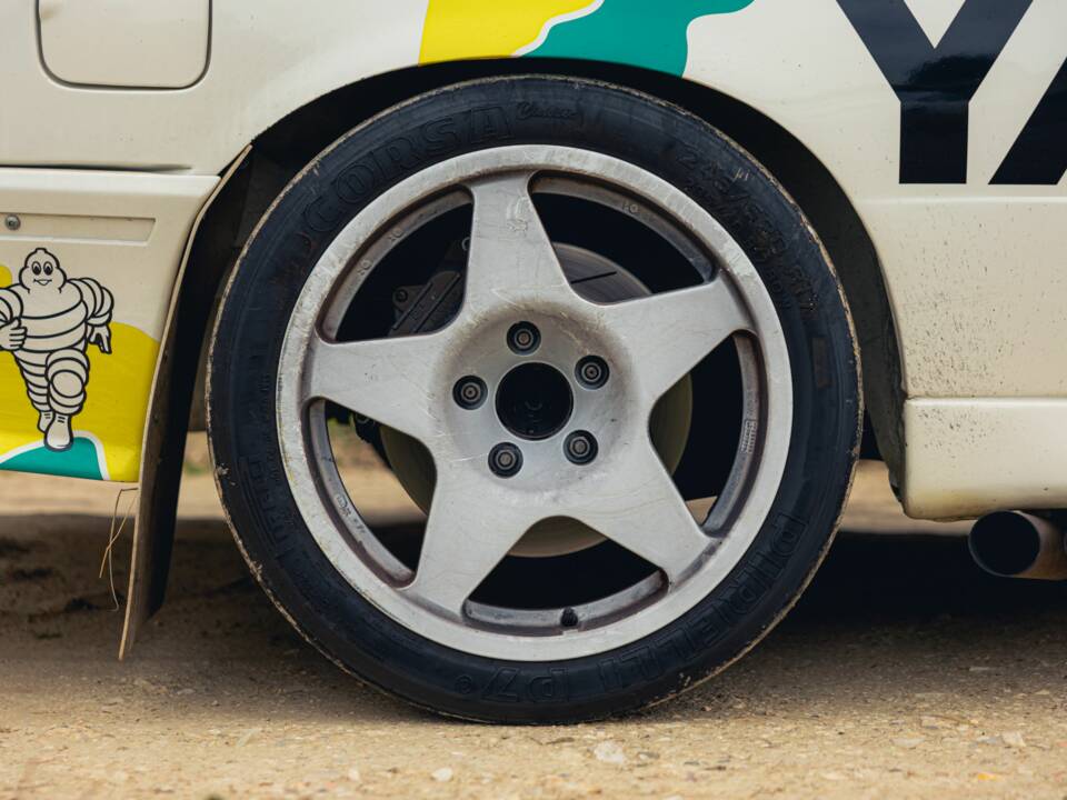 Image 16/56 de BMW M3 (1988)