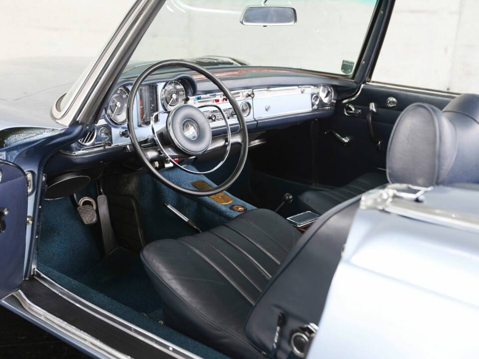 Immagine 17/40 di Mercedes-Benz 230 SL (1966)
