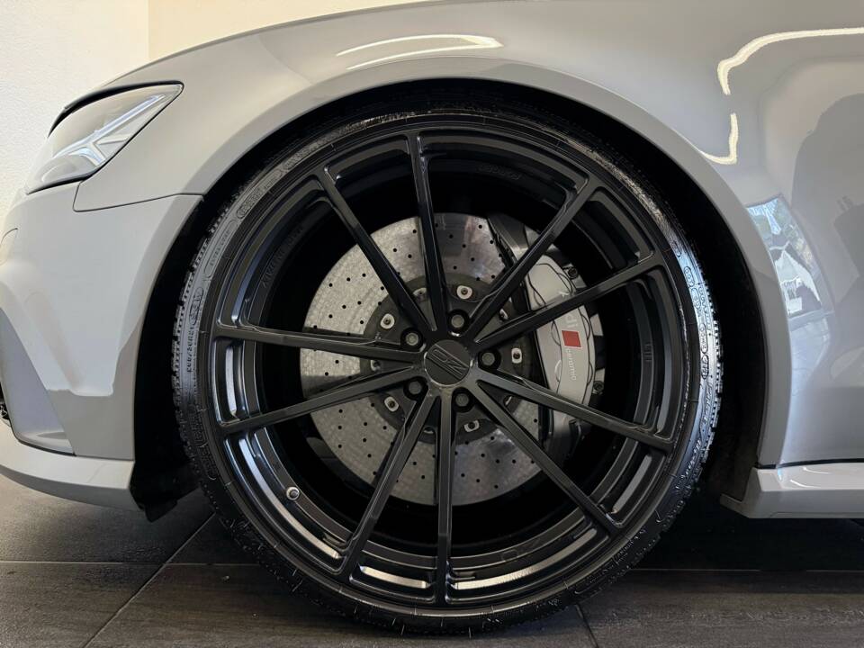 Bild 6/28 von Audi RS6 Avant Performance (2017)